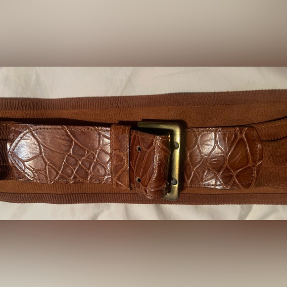 The White Elephant Leather Belt-Made in Italy - Picture 2 of 4